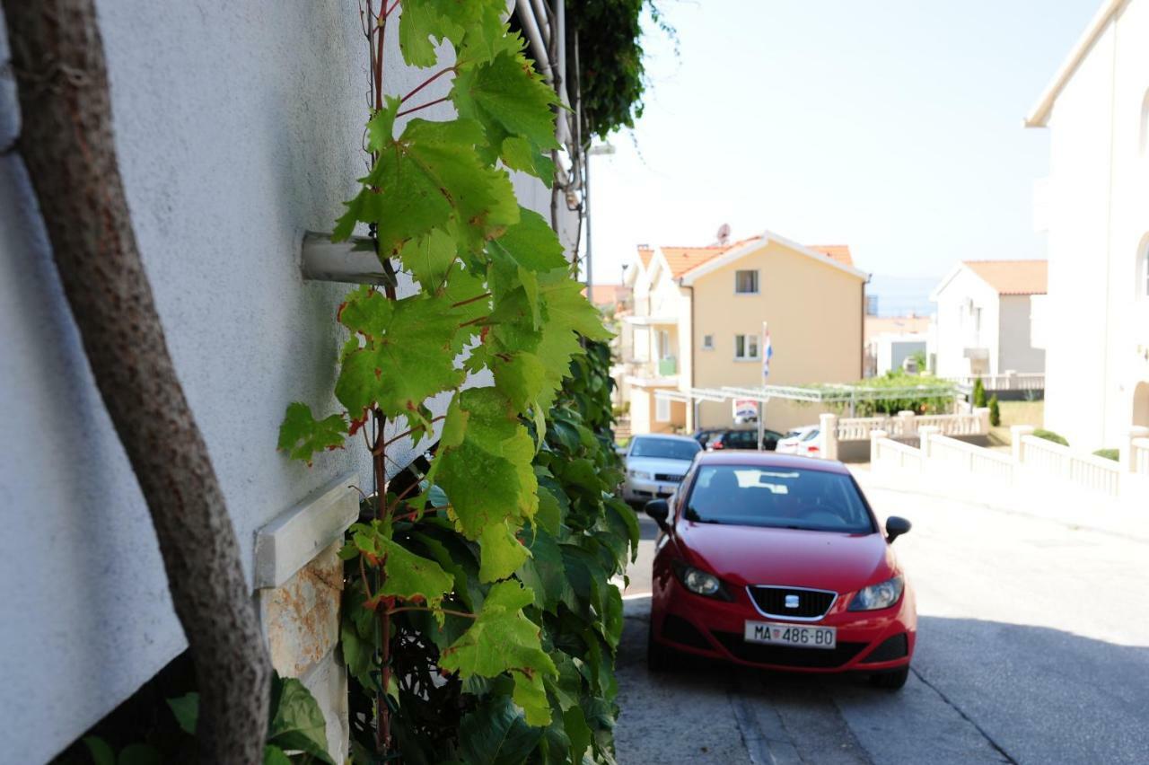 Milic Apartments Makarska Ngoại thất bức ảnh