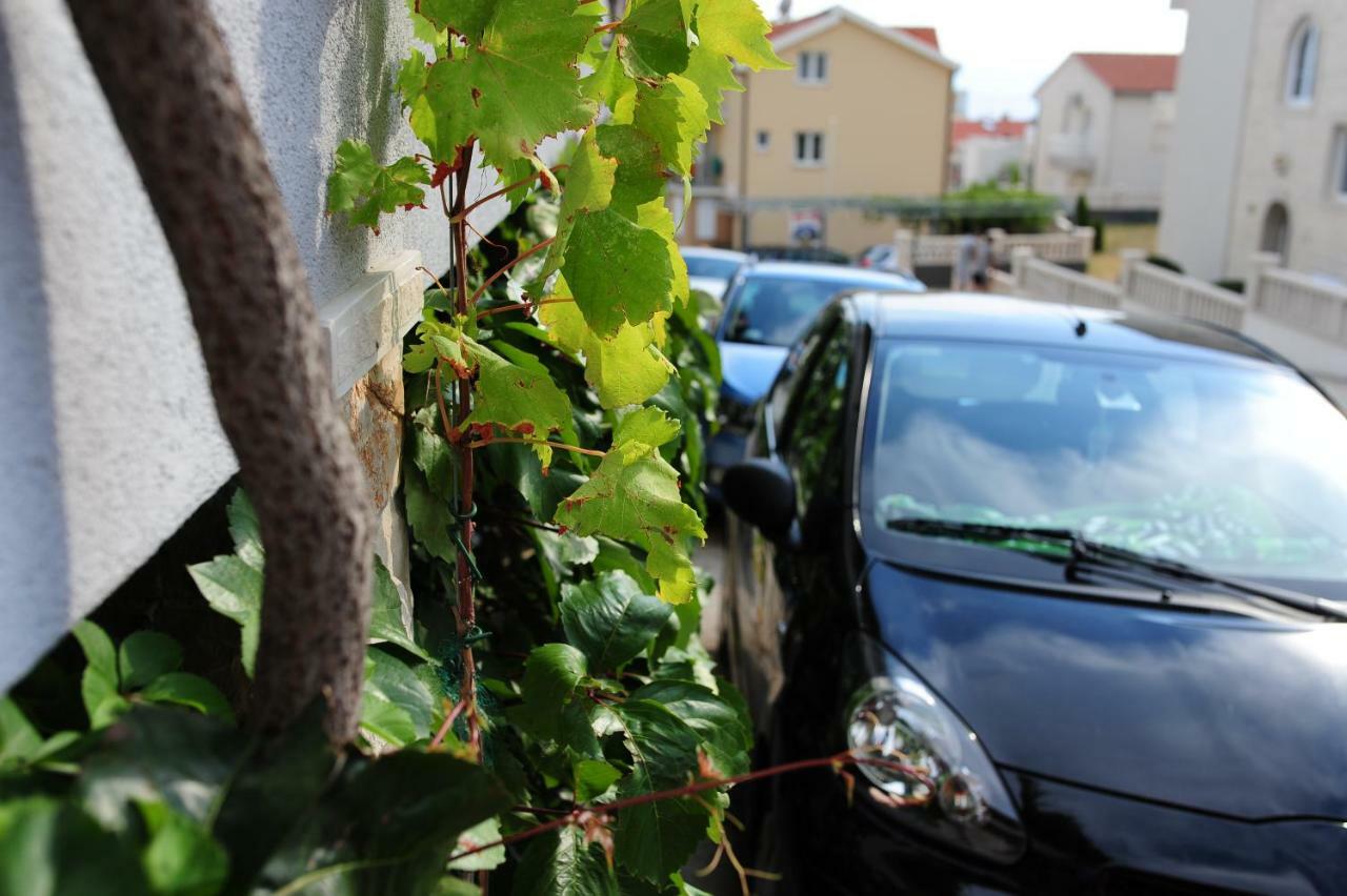 Milic Apartments Makarska Ngoại thất bức ảnh
