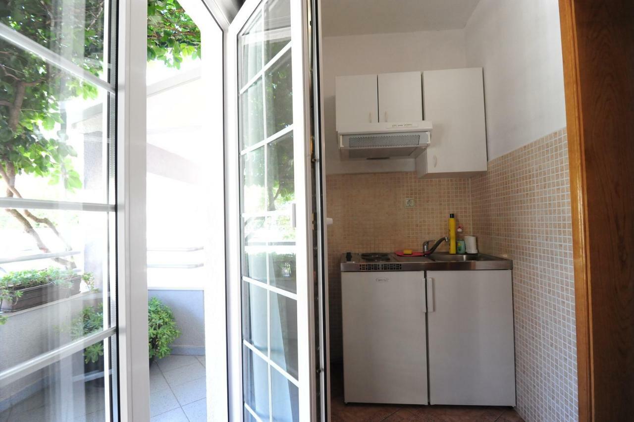 Milic Apartments Makarska Ngoại thất bức ảnh