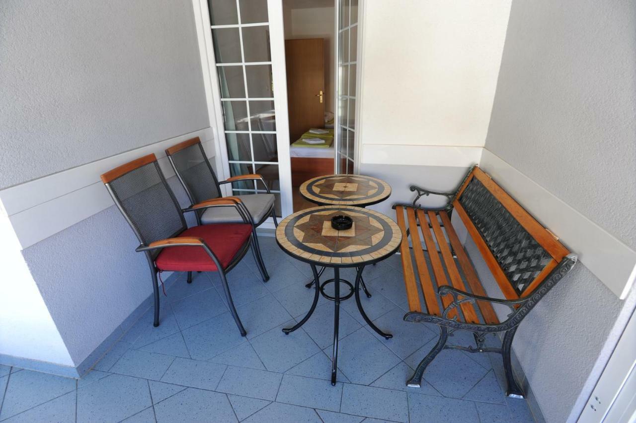 Milic Apartments Makarska Ngoại thất bức ảnh