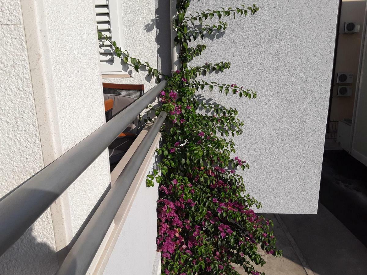 Milic Apartments Makarska Ngoại thất bức ảnh