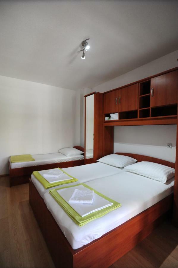 Milic Apartments Makarska Ngoại thất bức ảnh